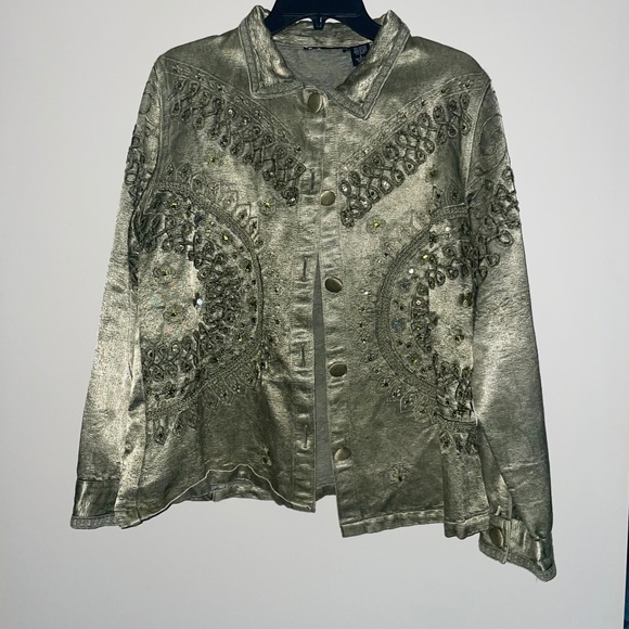 NWOT Beautifully embroidered green jacket with sequins - Picture 1 of 13